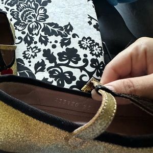 Gold with red hearts Gucci’s great condition